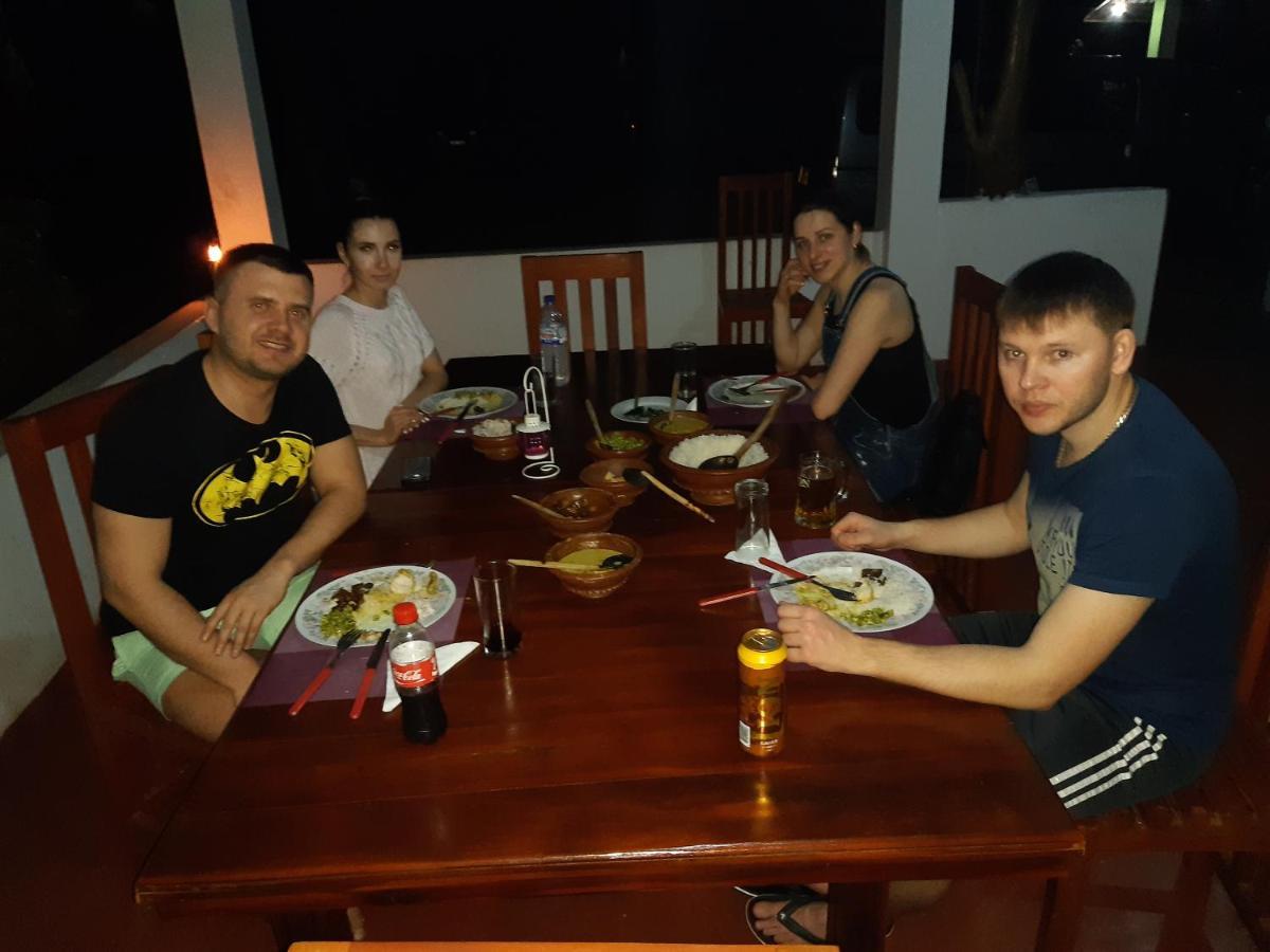 Banana Rest Sigiriya Panzió Kültér fotó